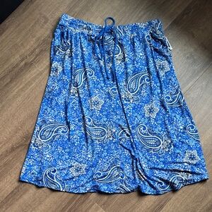 LuLaRoe Blue and Cream Paisley Marsha skirt